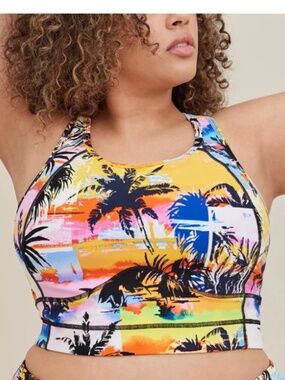 Torrid TRU Low-Impact Sports Bra Sz 1 in Palm Tree Paradise